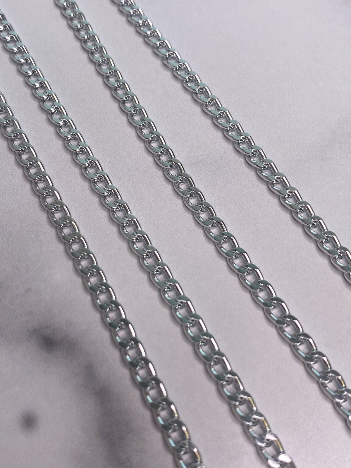 Mini Luxe Sunglass Chain - Silver